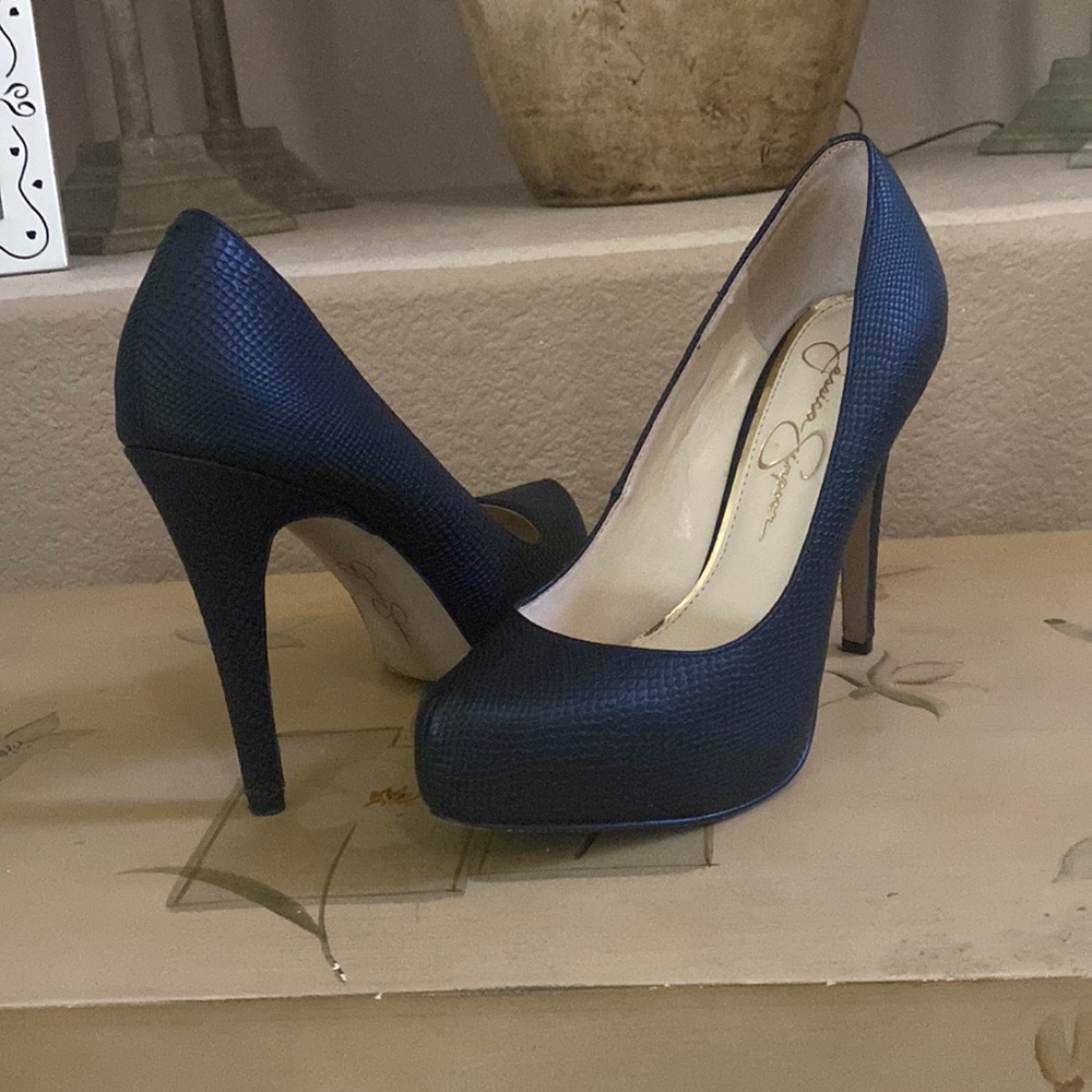 Jessica Simpson heels